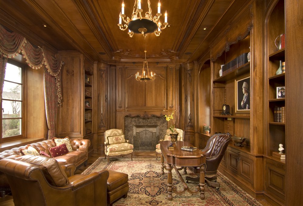 Photo of Luis Norori Antique Restoration