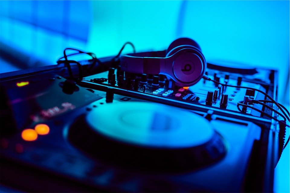 Photo of HR Entertainment VA DJ Services