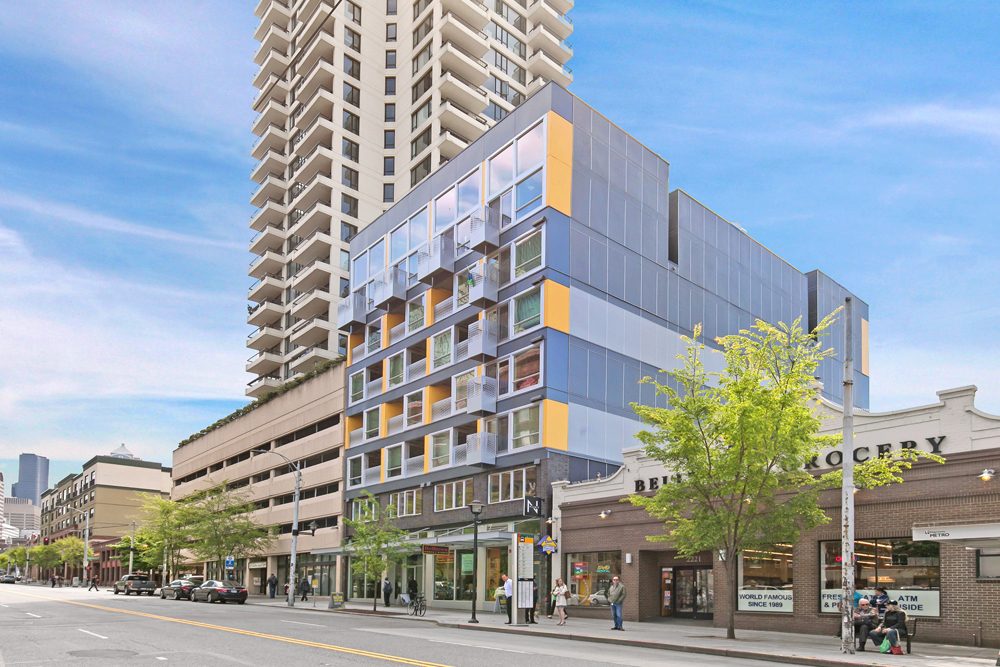 Photo of Emmons on 3rd Apartments