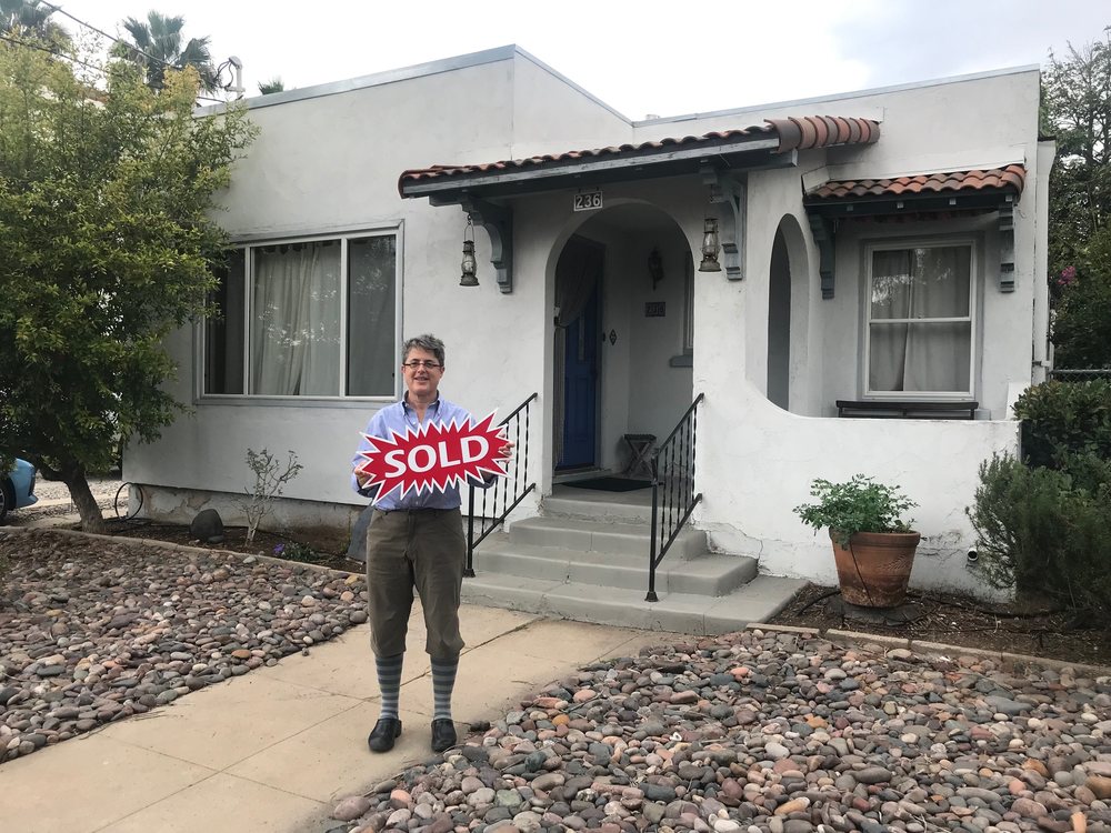 Photo of Tracey Stotz, Broker