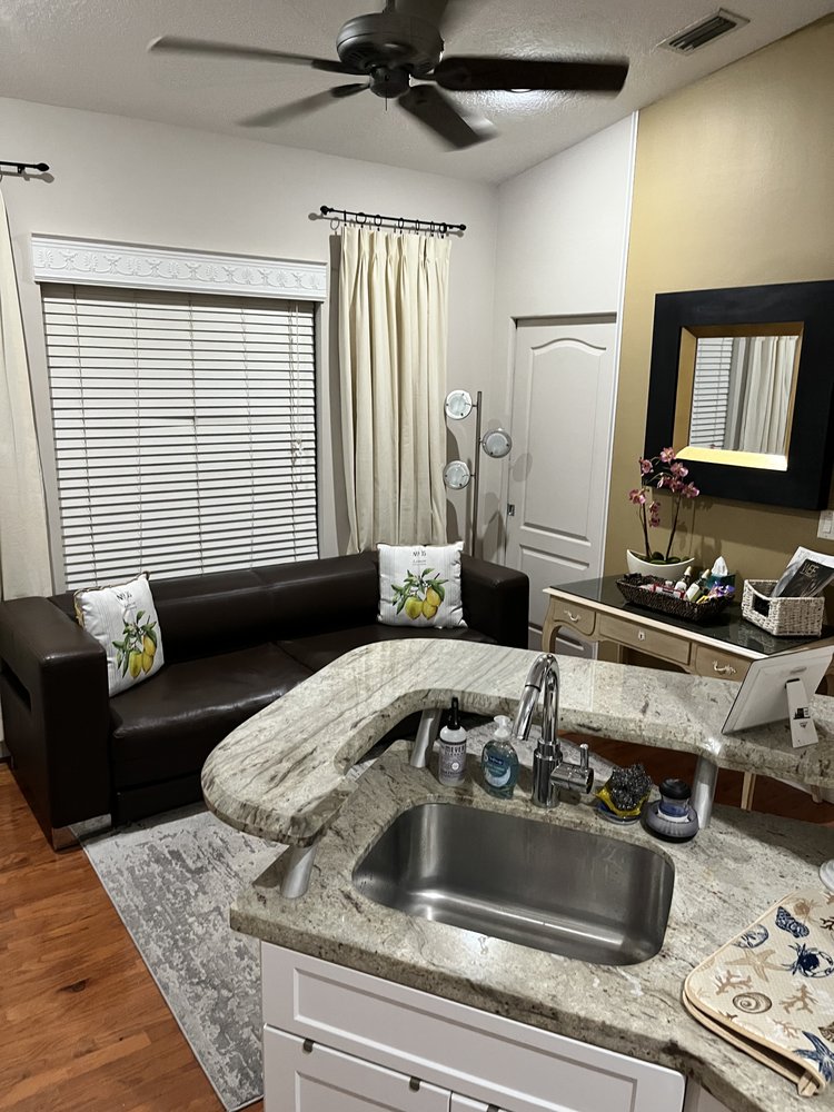 Photo of Organizing Cleaning Decluttering Cleaning Services