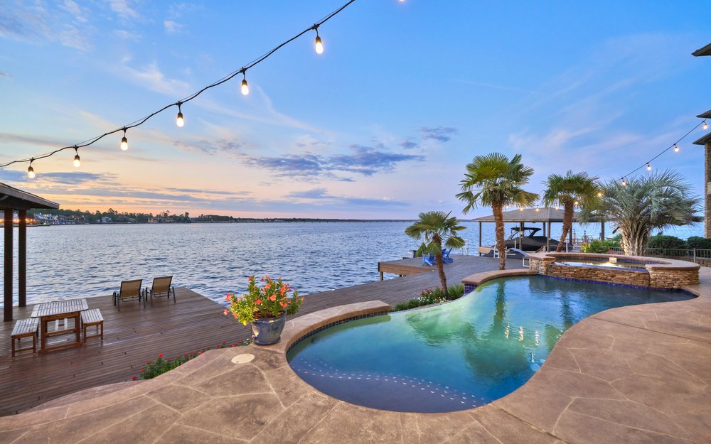 Photo of Sarah Conway Properties Team -- Lake Conroe Real Estate