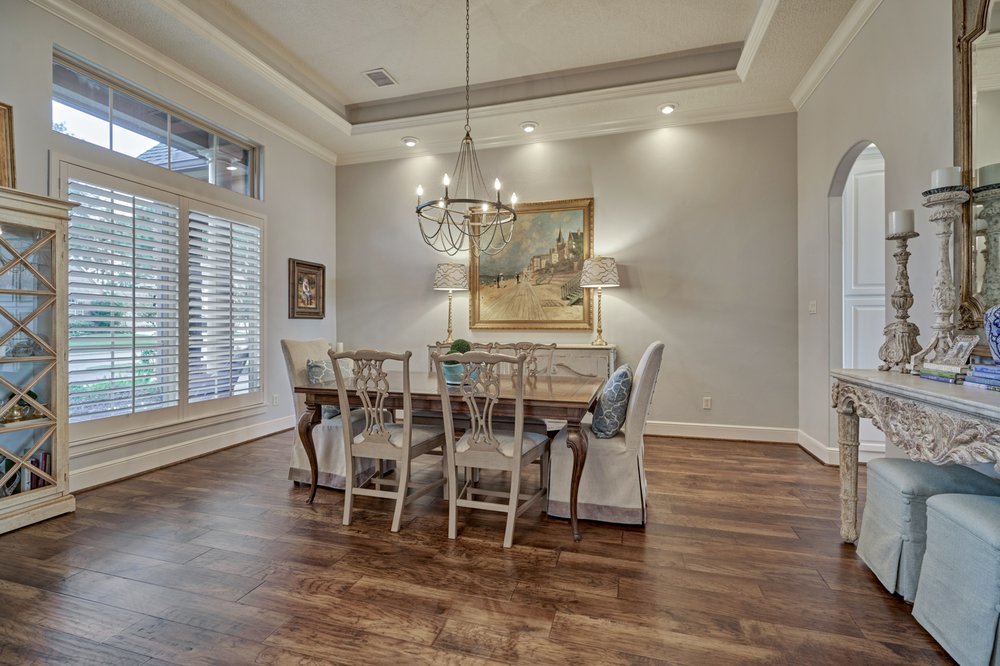 Photo of Sarah Conway Properties Team -- Lake Conroe Real Estate