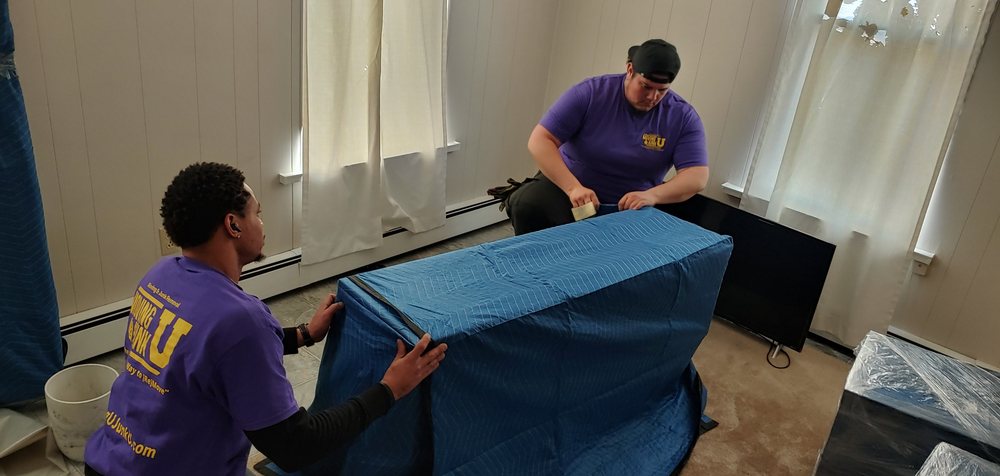 Photo of Moving U & Junk U - Reading