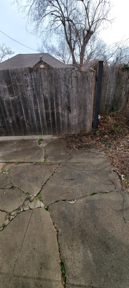Photo of OM Fence