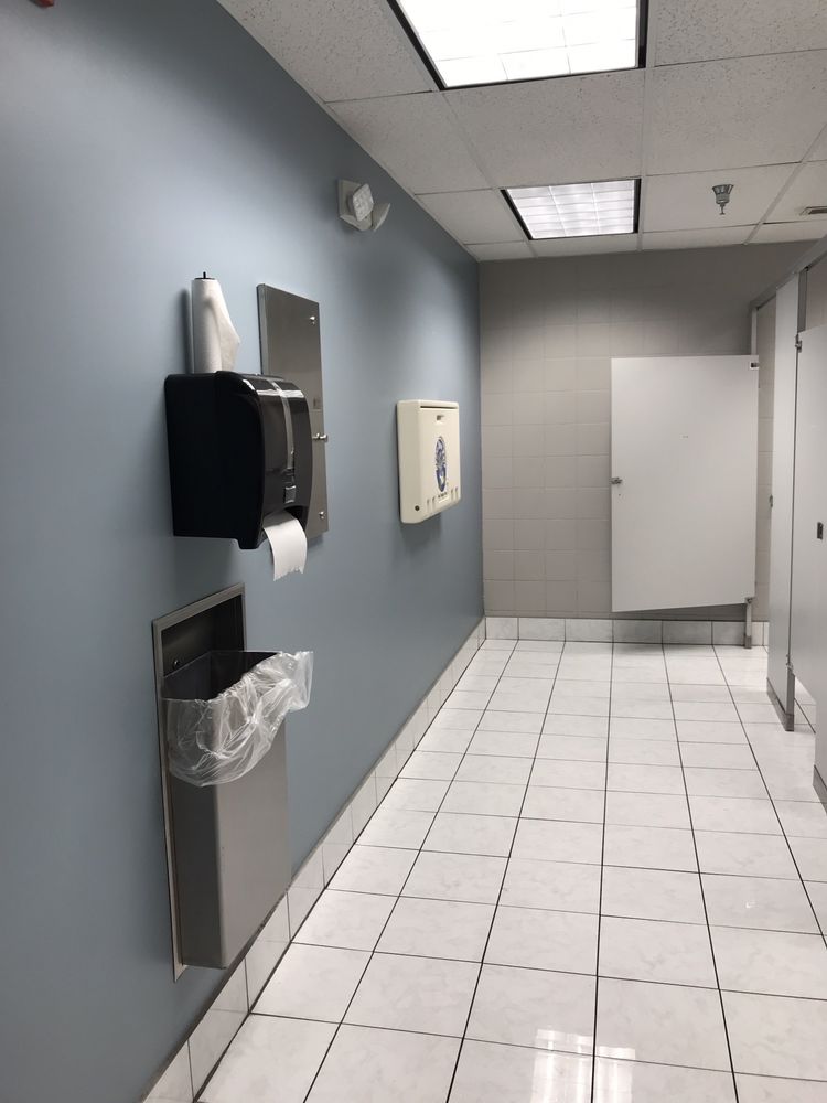 Photo of Micro Center