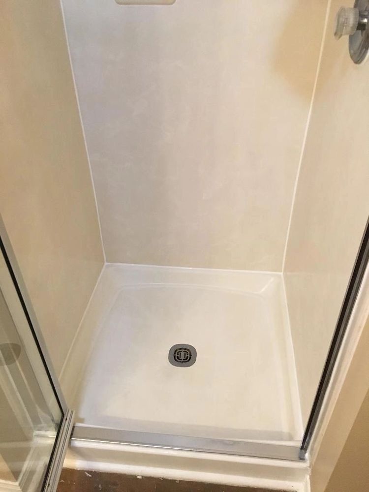 Photo of Shower & Bathtub Refinishing