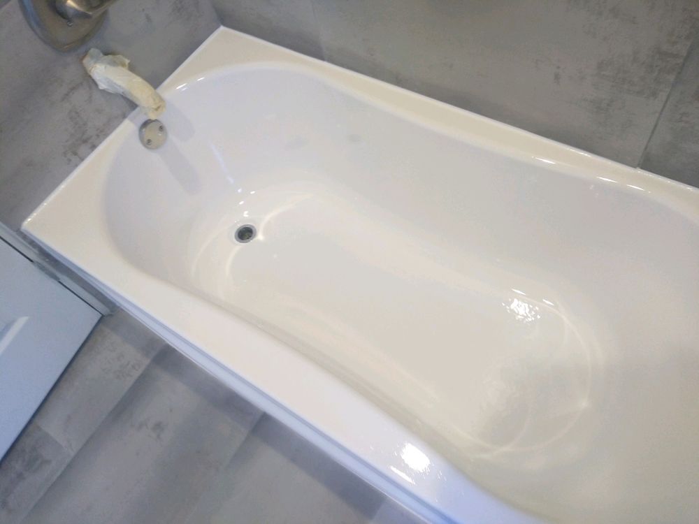 Photo of Shower & Bathtub Refinishing