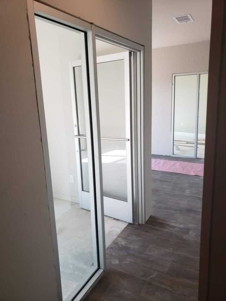 Photo of R&S Glass and Mirror