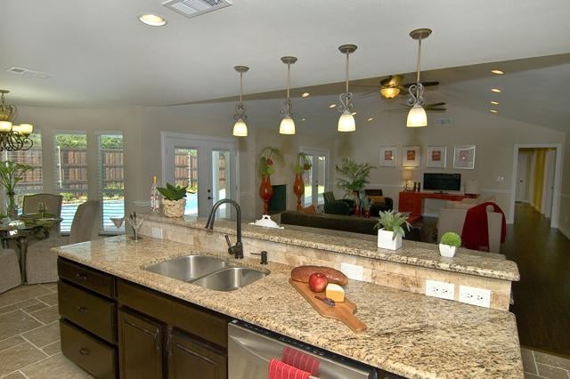Photo of De Leon Granite Countertops