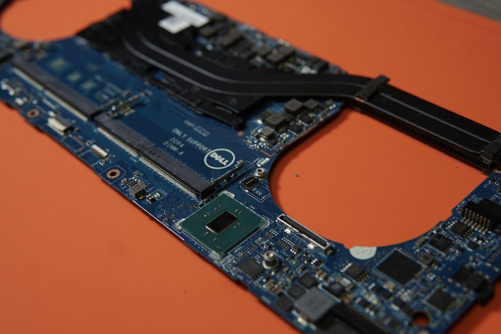 Photo of TechLoop iPhone, iPad, Mac, PC Repair and Sales
