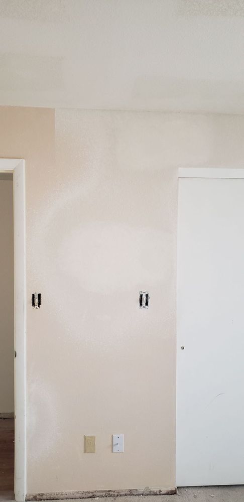 Photo of Sandoval &Hernandez painting