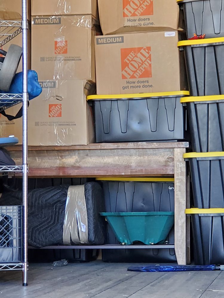 Photo of Plymouth Van Lines