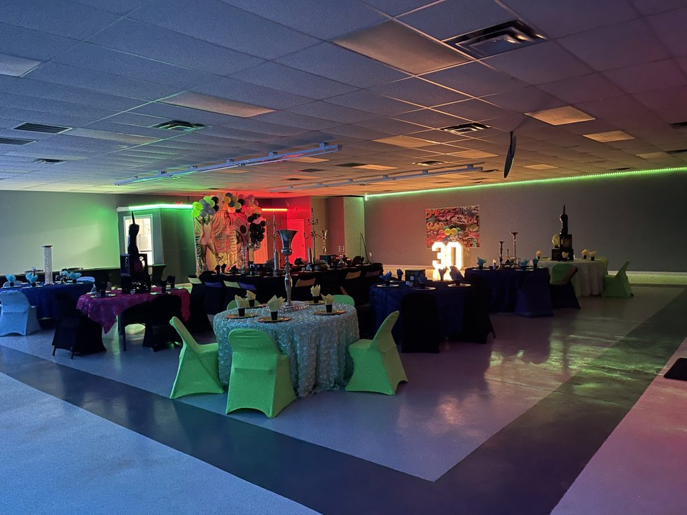 Photo of F.A.M Luxury Lounge