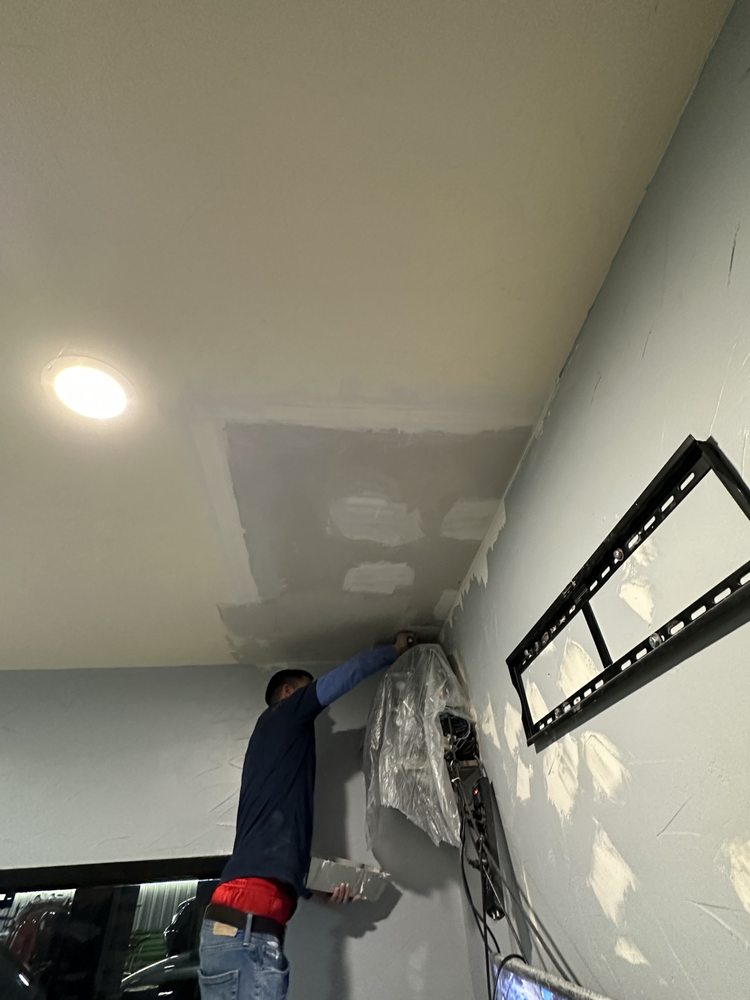Photo of Lunaroofing and Construction