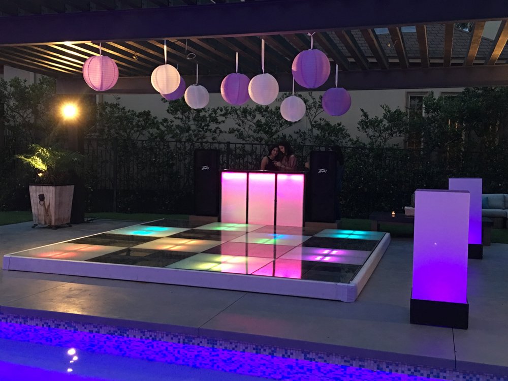 Photo of Lounge 4 Events