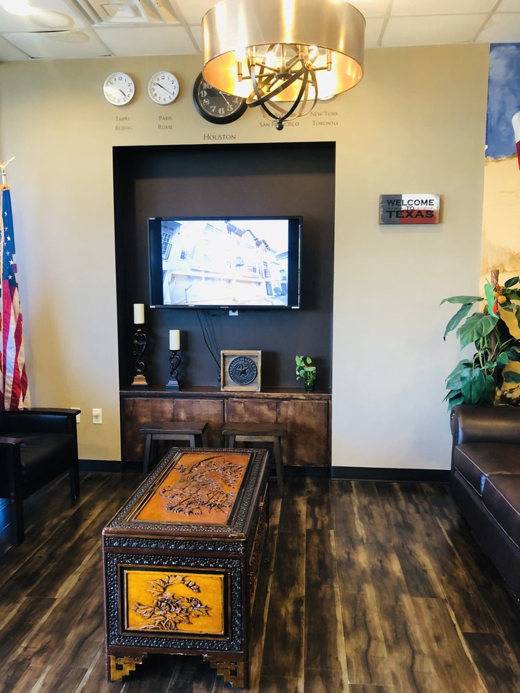 Photo of UMRE Realty Group |Brokered by exp Realty