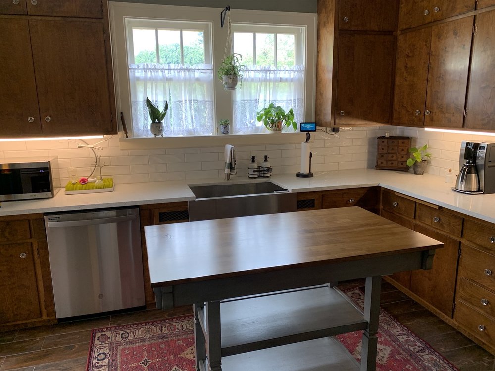 Photo of Granite & Cabinet Works