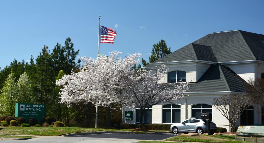 Photo of Lake Norman Realty