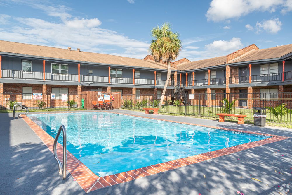 Photo of Magnolia Gardens