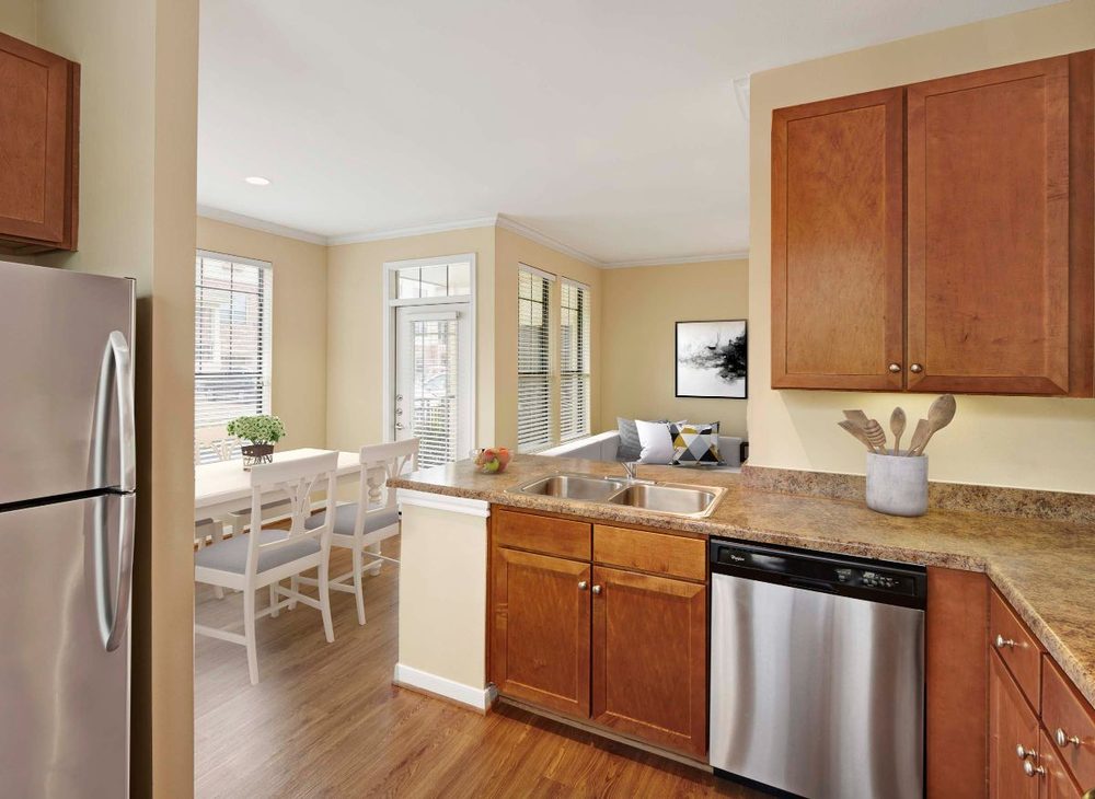 Photo of Camden Whispering Oaks Apartments