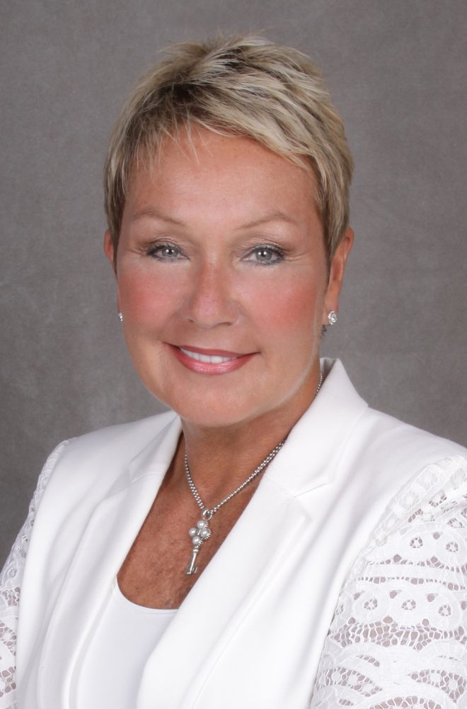 Photo of Jacqueline Scura-Compass