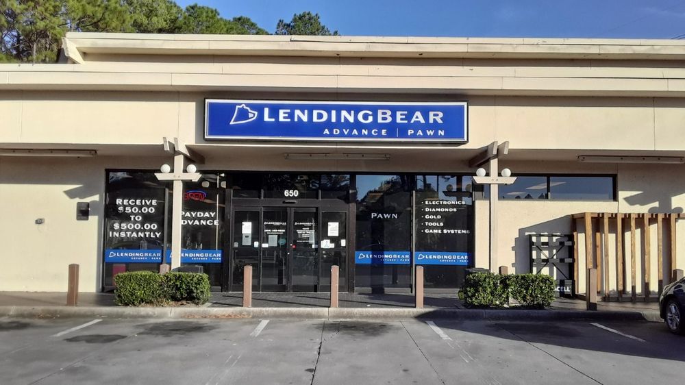 Photo of Lending Bear