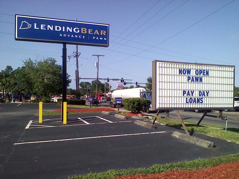 Photo of Lending Bear