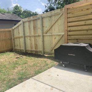 Hendersonville Metropolitan Fence