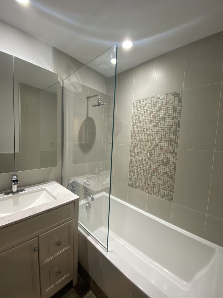 Photo of Clinton Glass & Mirrors