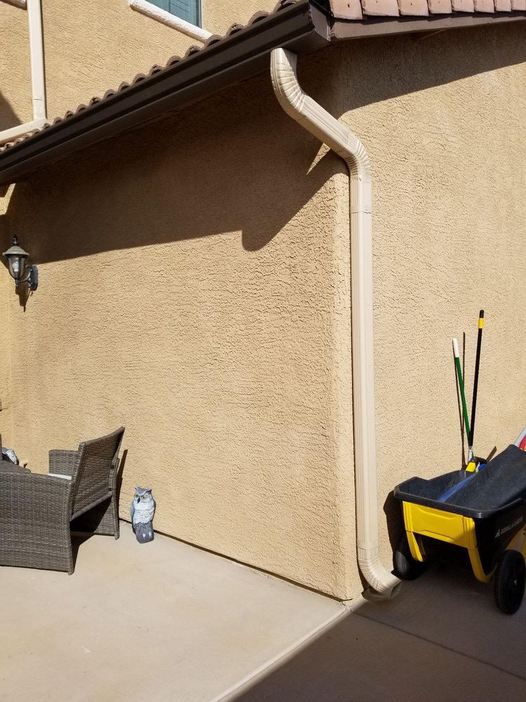 Photo of City Seamless Rain Gutter