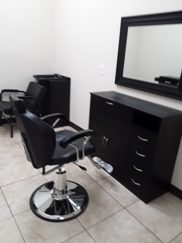 Photo of Donan Salon Studios