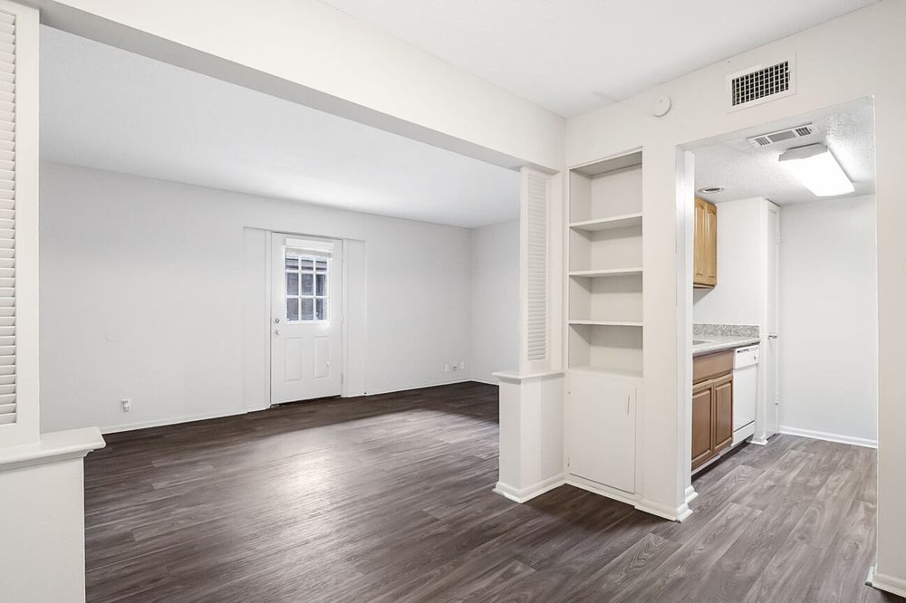 Photo of The Lamont Apartments