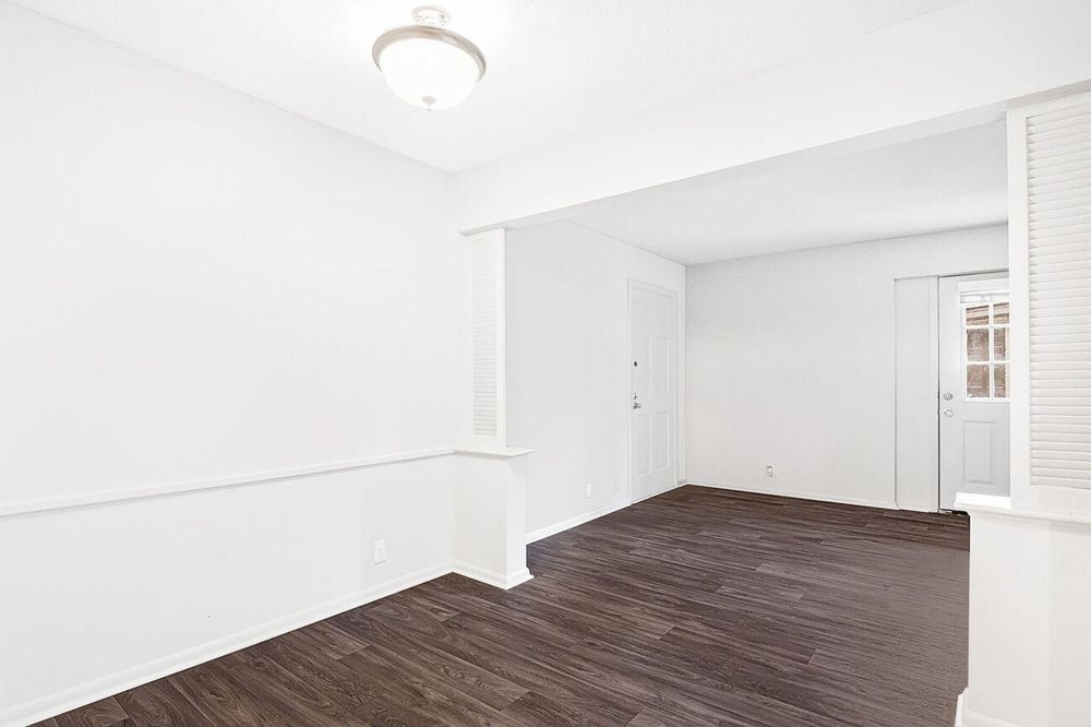 Photo of The Lamont Apartments