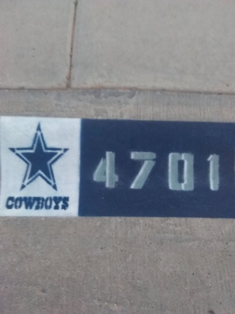 Photo of Hectors Curbside Painting