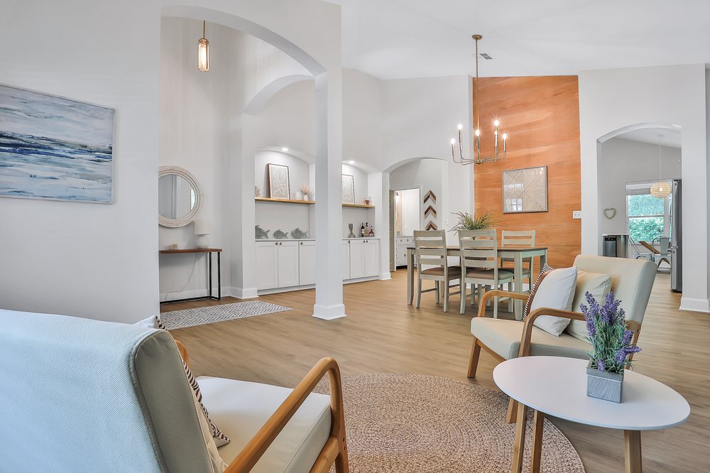 Photo of Hummingbird Design and Renovations