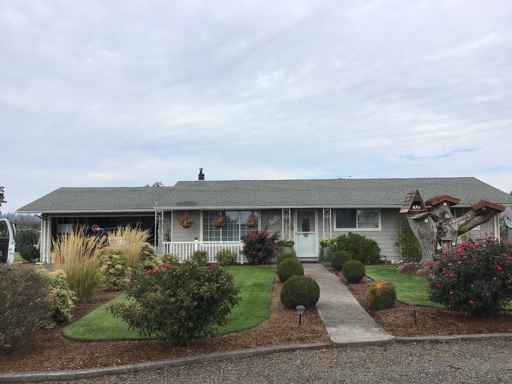 Photo of Salem Oregon Gutter Service