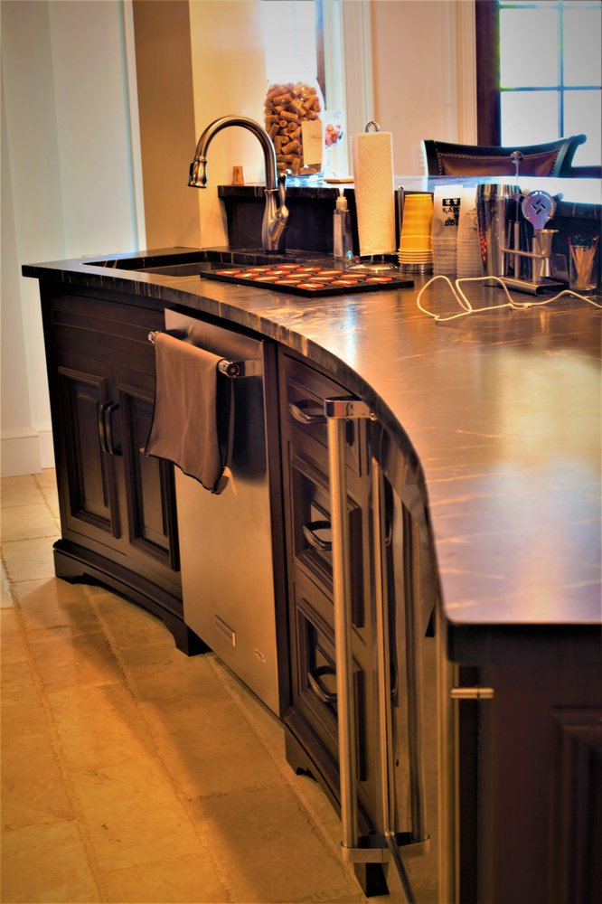 Photo of Dovetails Joinery