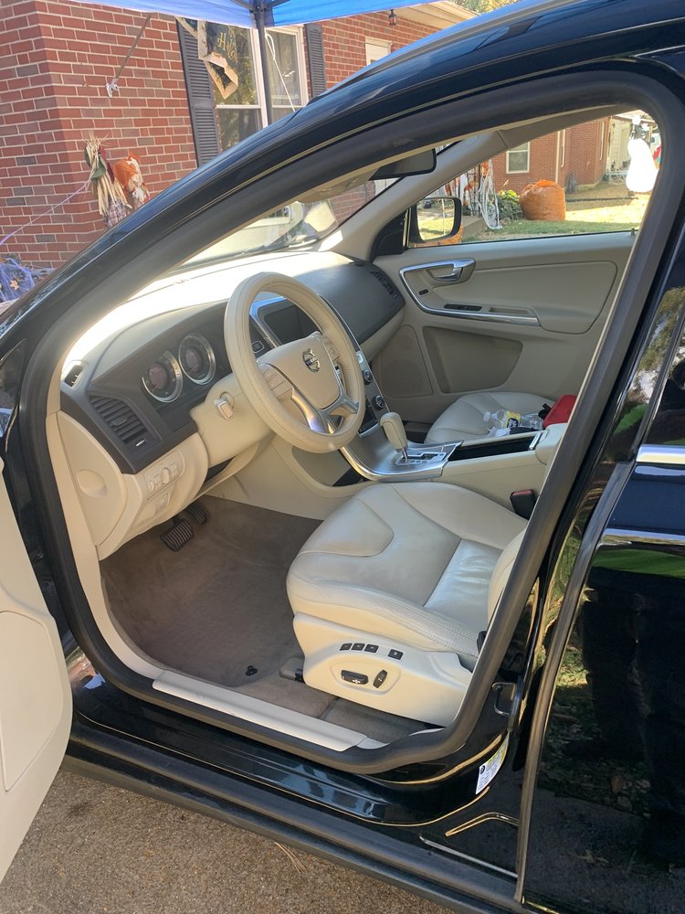 Photo of Reflective Touch Auto Wash