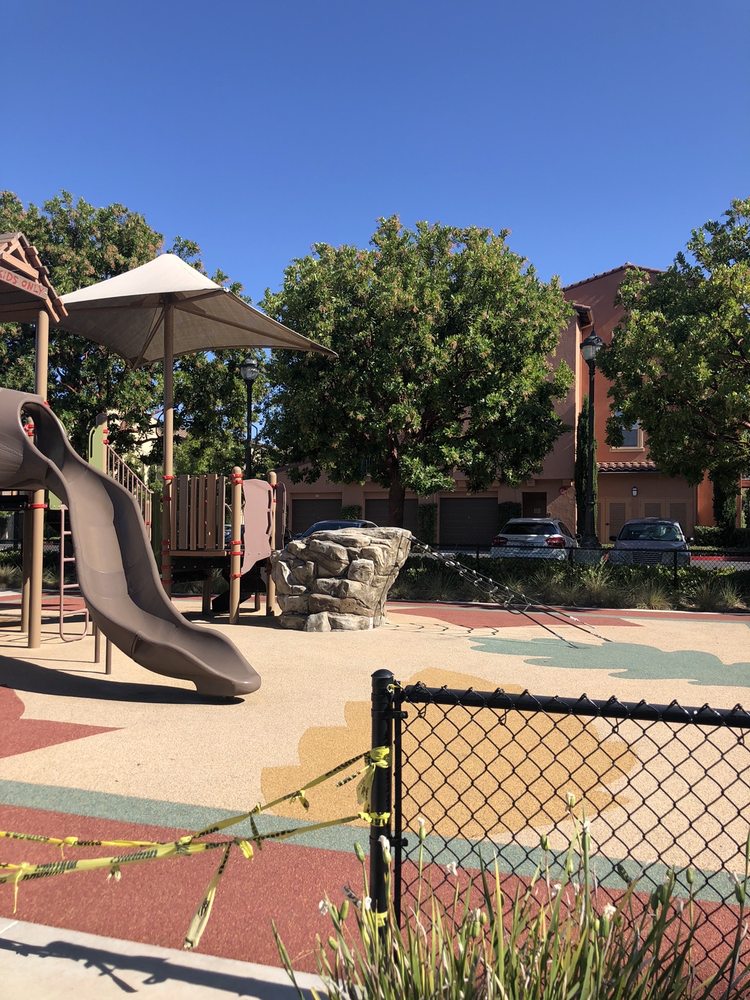 Photo of Redwood Place Apartment Homes