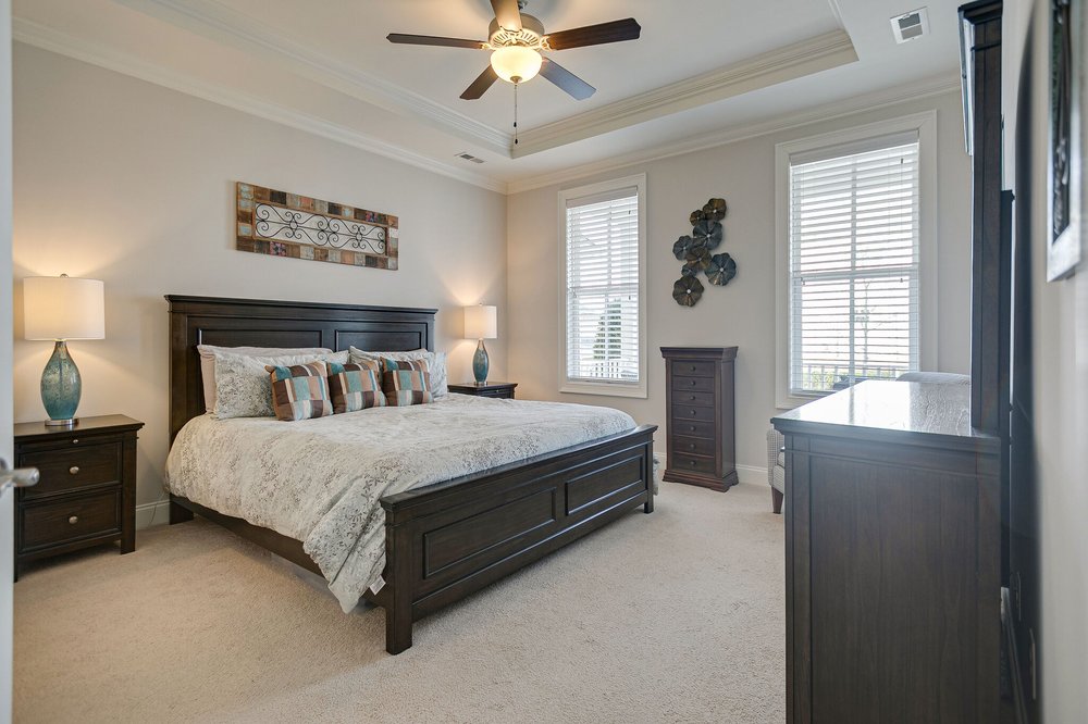 Photo of Pat Skow - Parks Realty