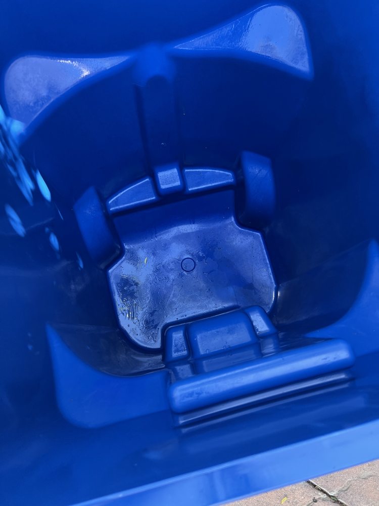 Photo of Klean Bin