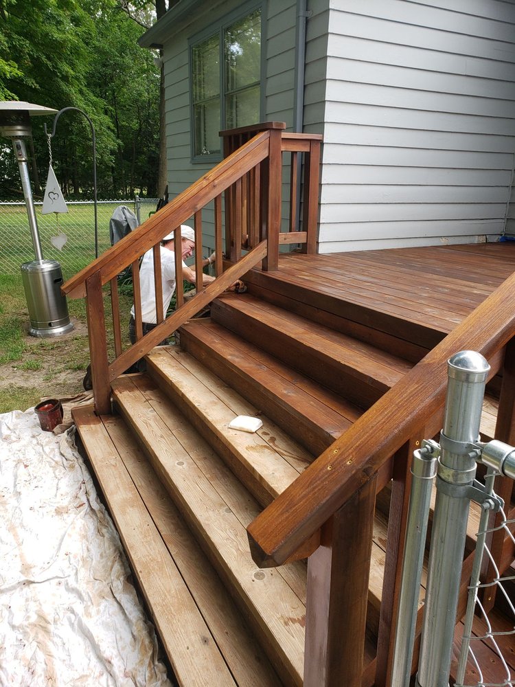 Photo of Garys deck cleaning