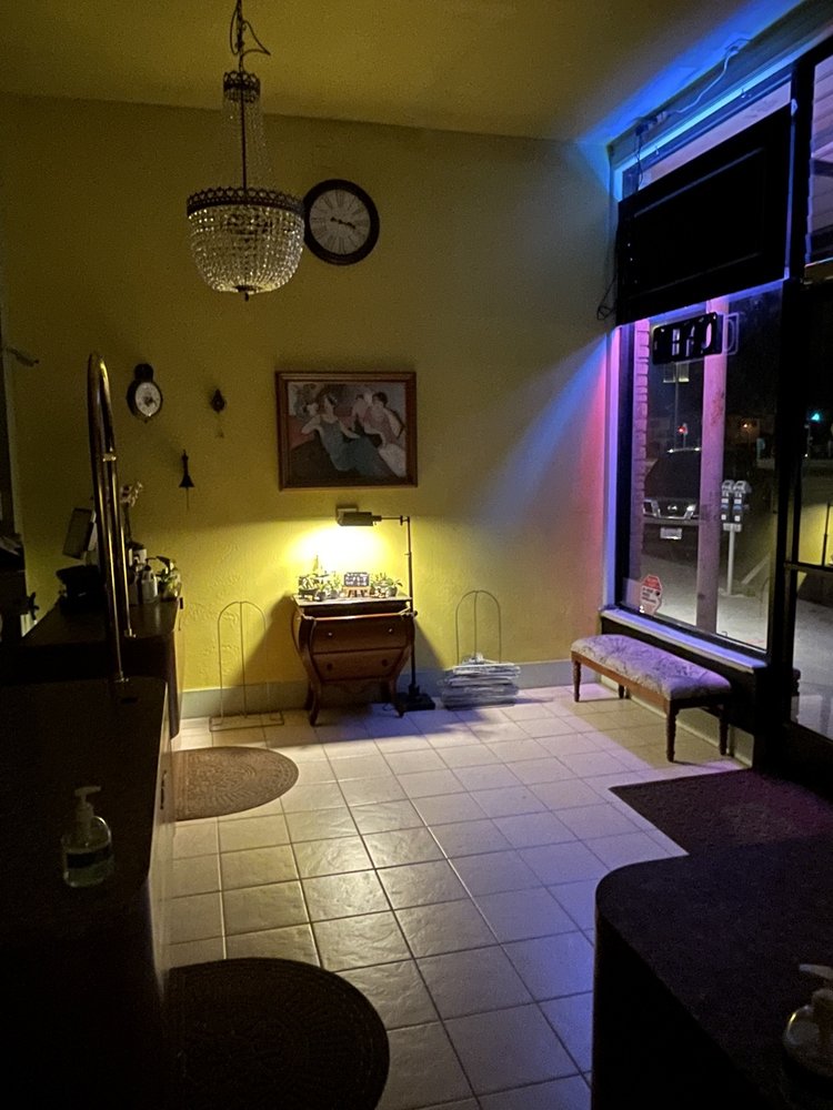 Photo of Miraloma Cleaners