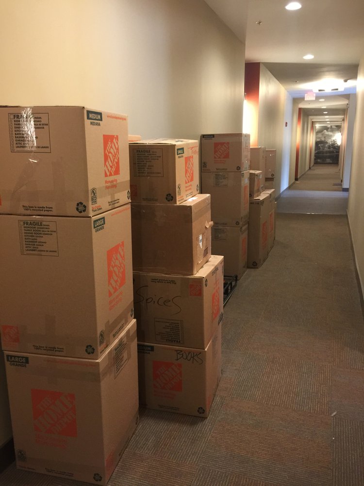 Photo of We Move 4 Less