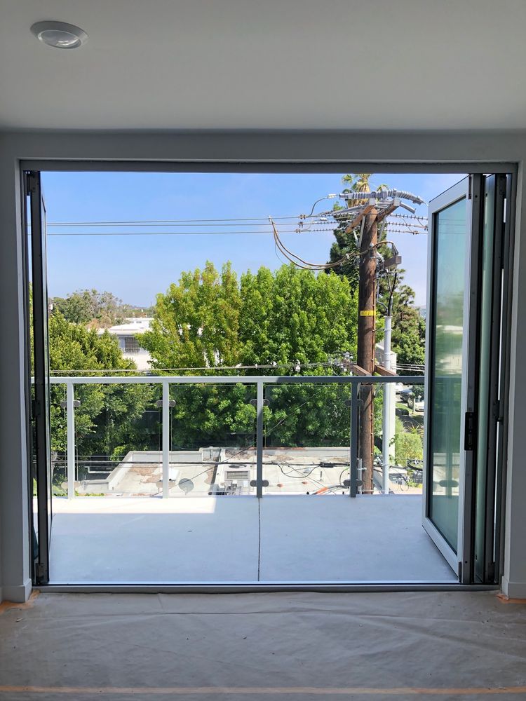 Photo of Palmdale Glass