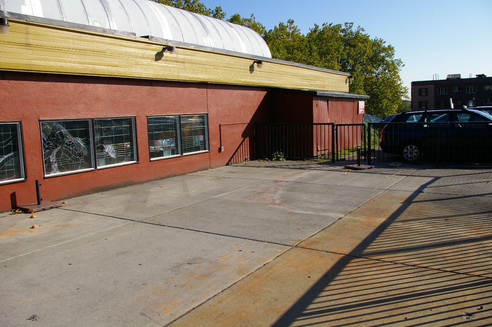 Photo of Vantage Commercial Partners