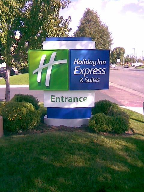 Photo of Holiday Inn Express & Suites Sandy - South Salt Lake City