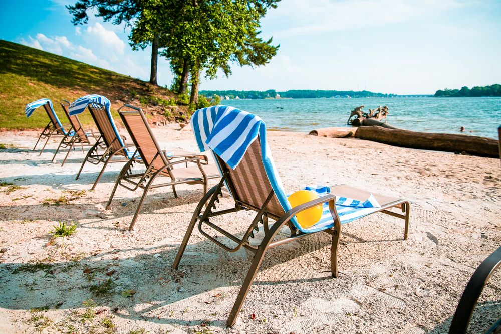 Photo of Long Cove Resort