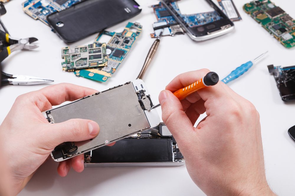 Photo of Vivian’s phone & tablet repair